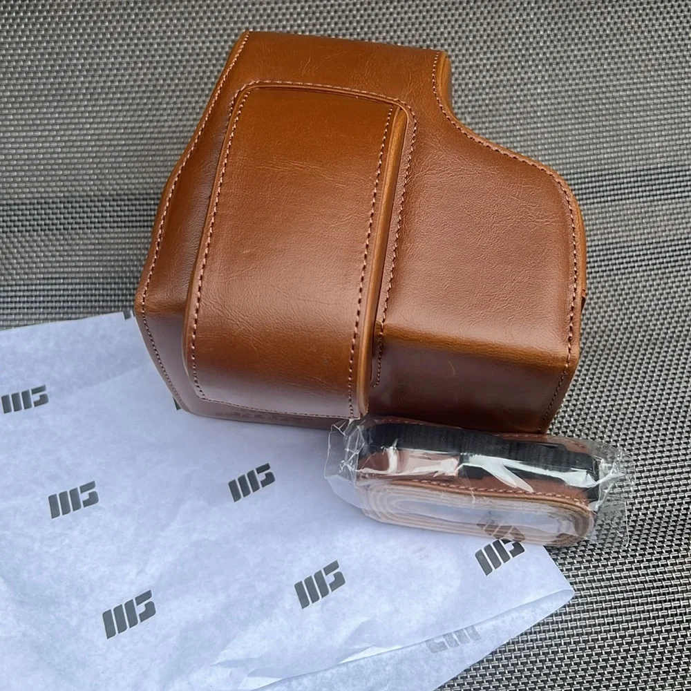 Mega Gear Genuine Leather Ever Ready Camera Case